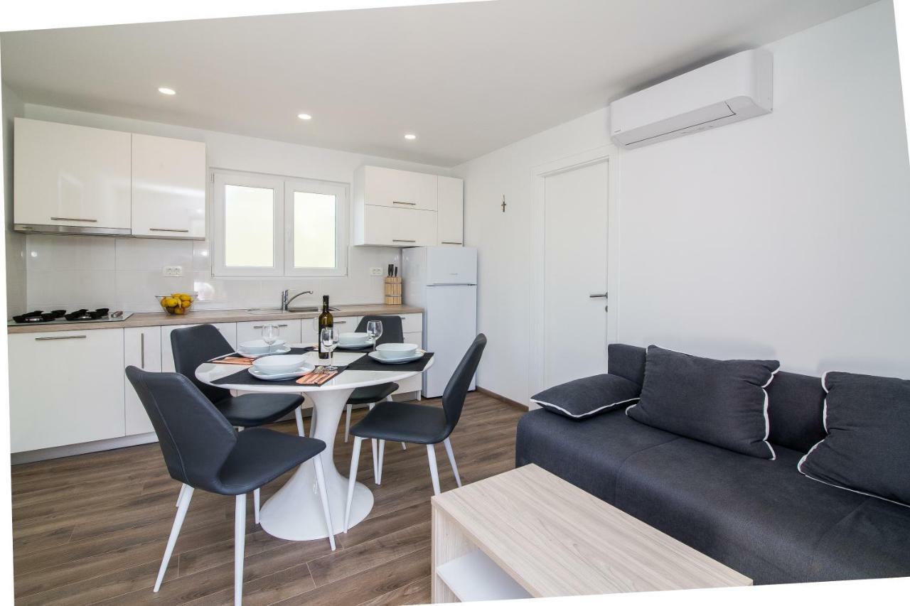 Luxury Mobile Homes Liza2 Biograd Na Moru Exterior foto